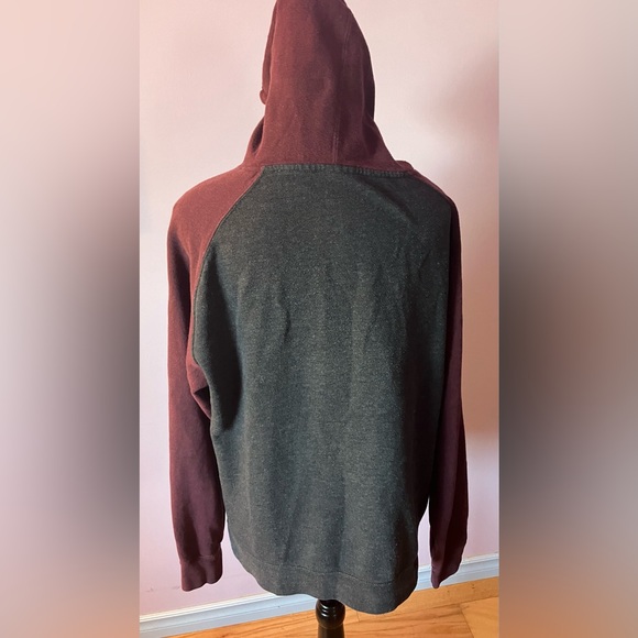 Tentree adult hoodie with pouch Size M/L - Picture 5 of 6